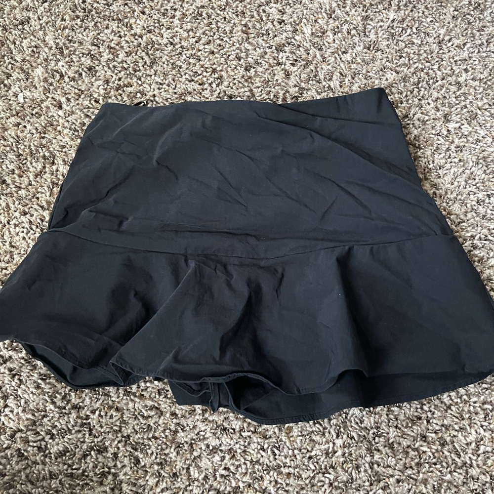 Zara Black Flared Hem Skorts